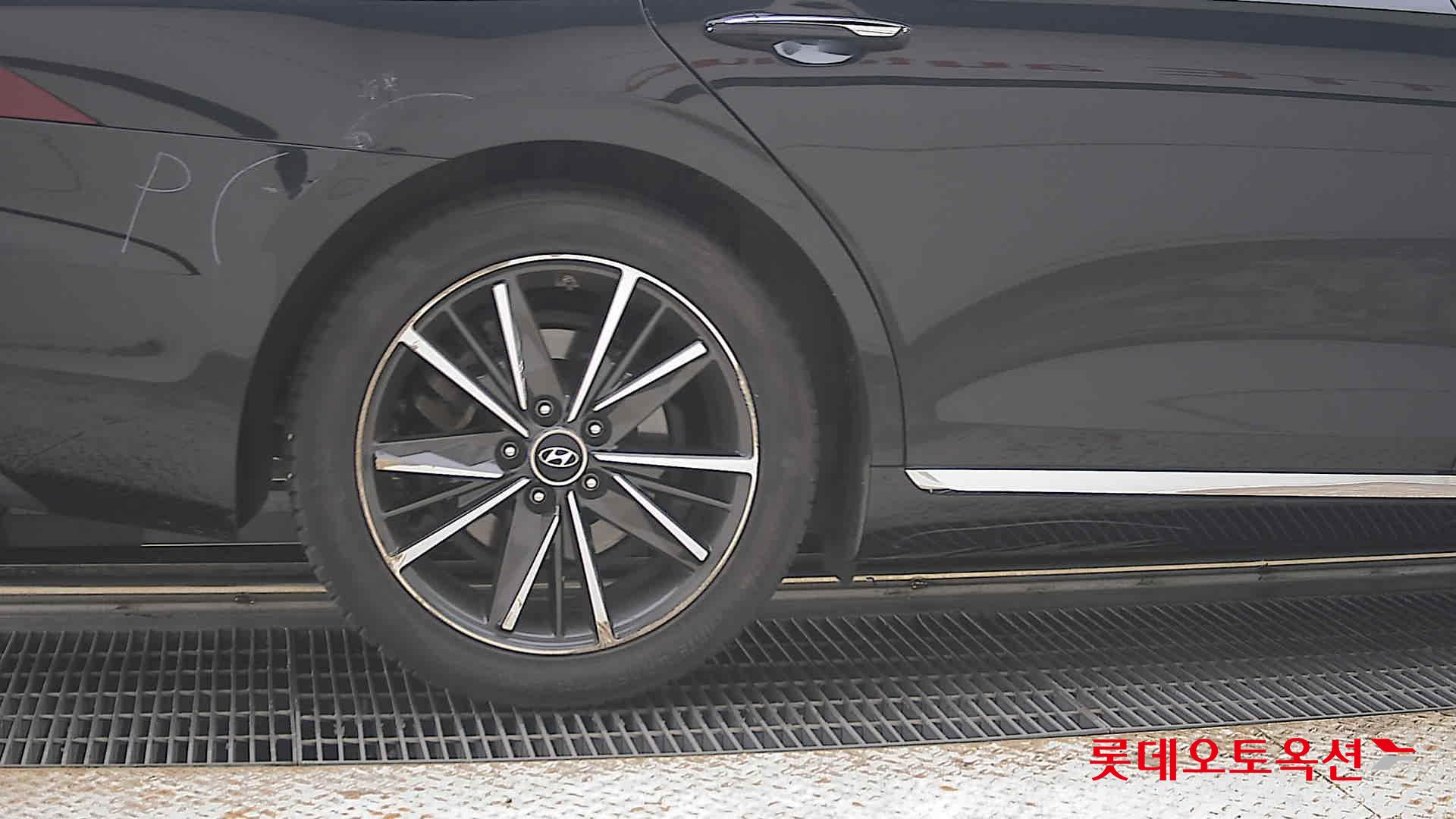 2022 - hyundai grandeur