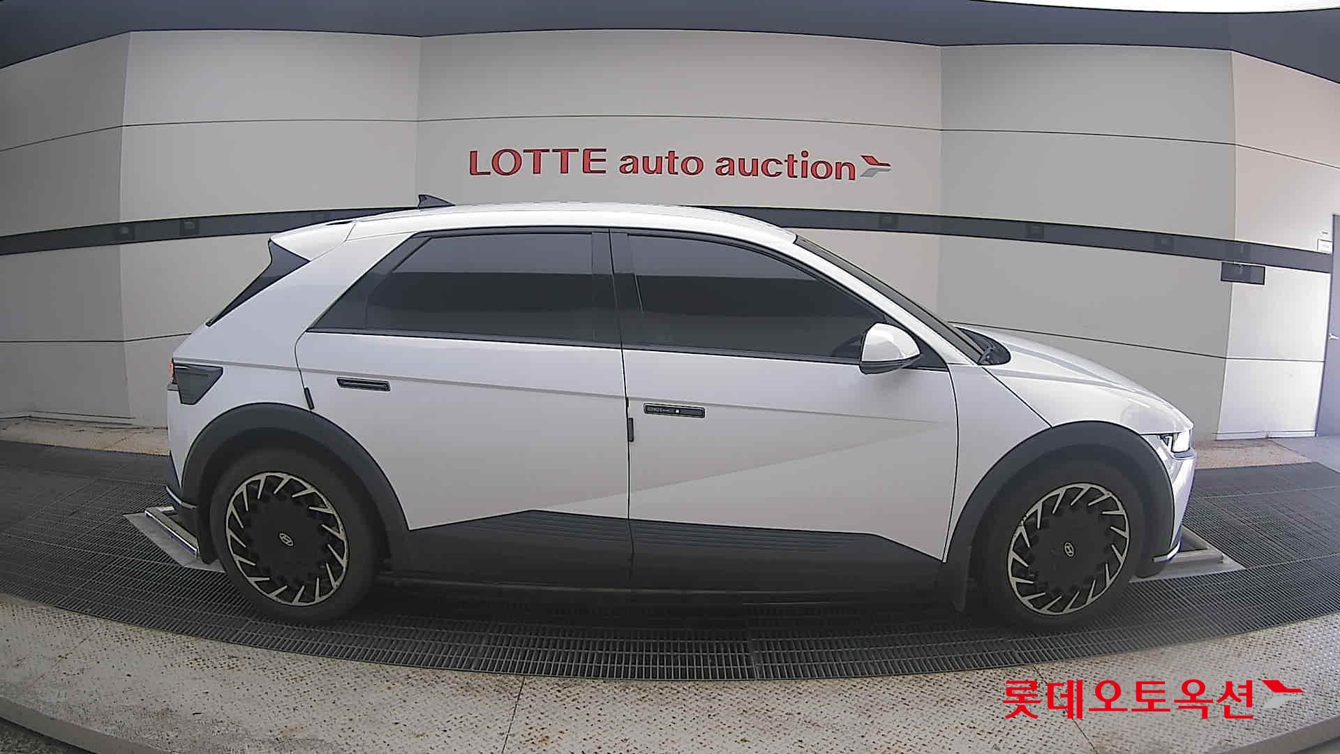 2023 - hyundai ioniq