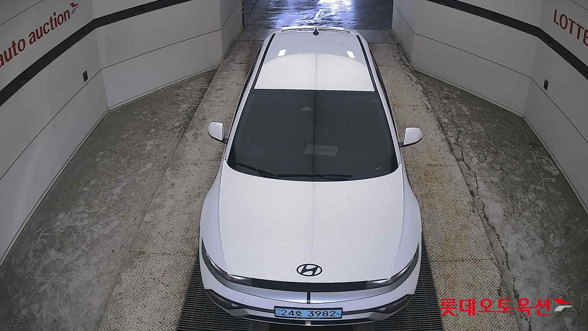 2023 - hyundai ioniq