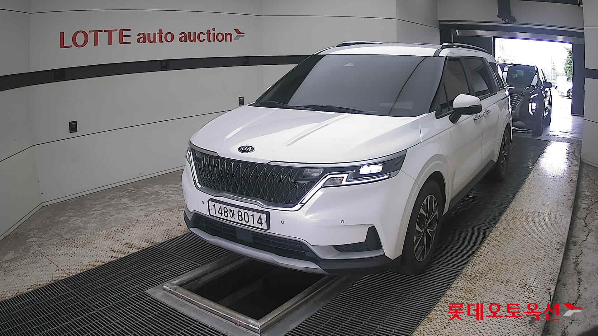 2021 - kia carnival