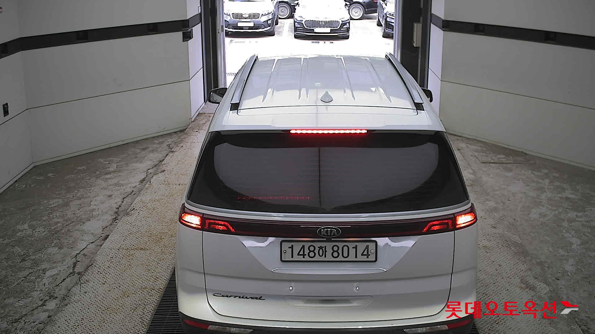 2021 - kia carnival