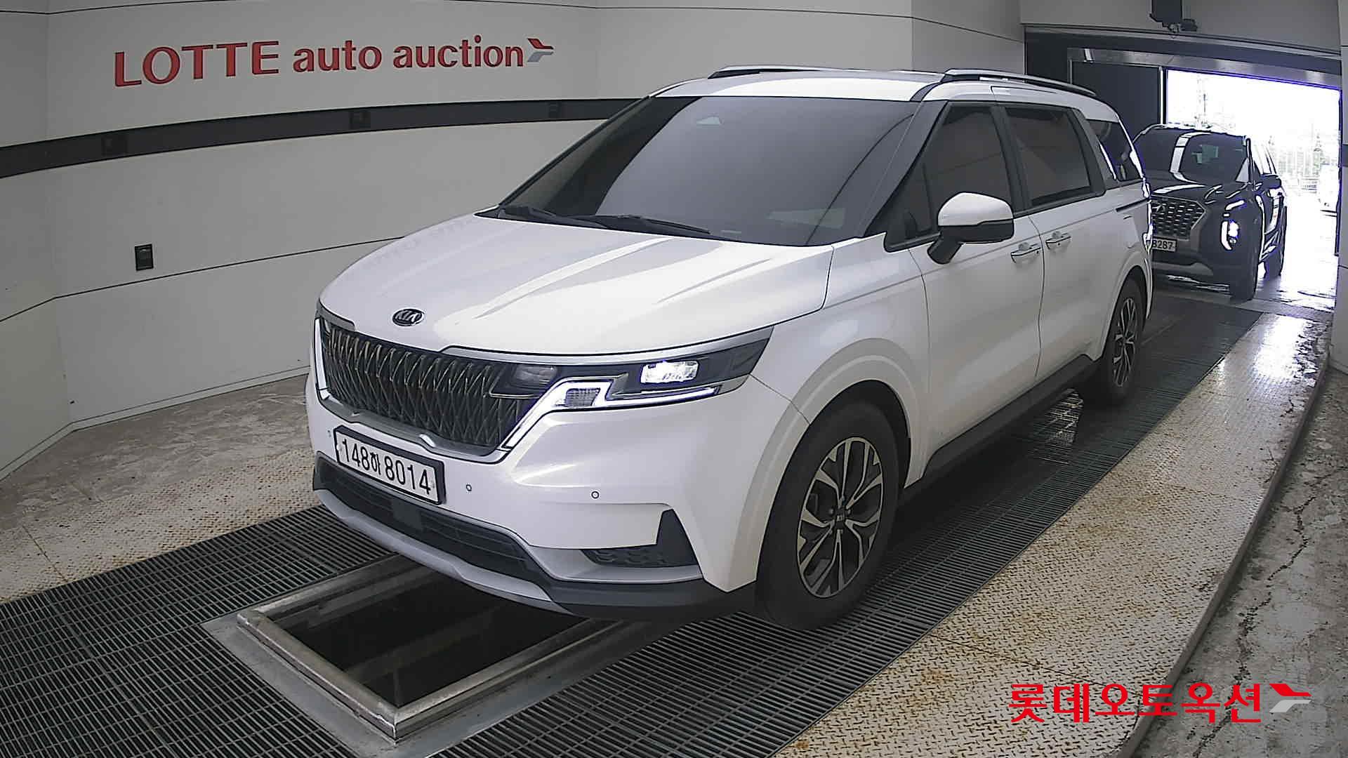 2021 - kia carnival