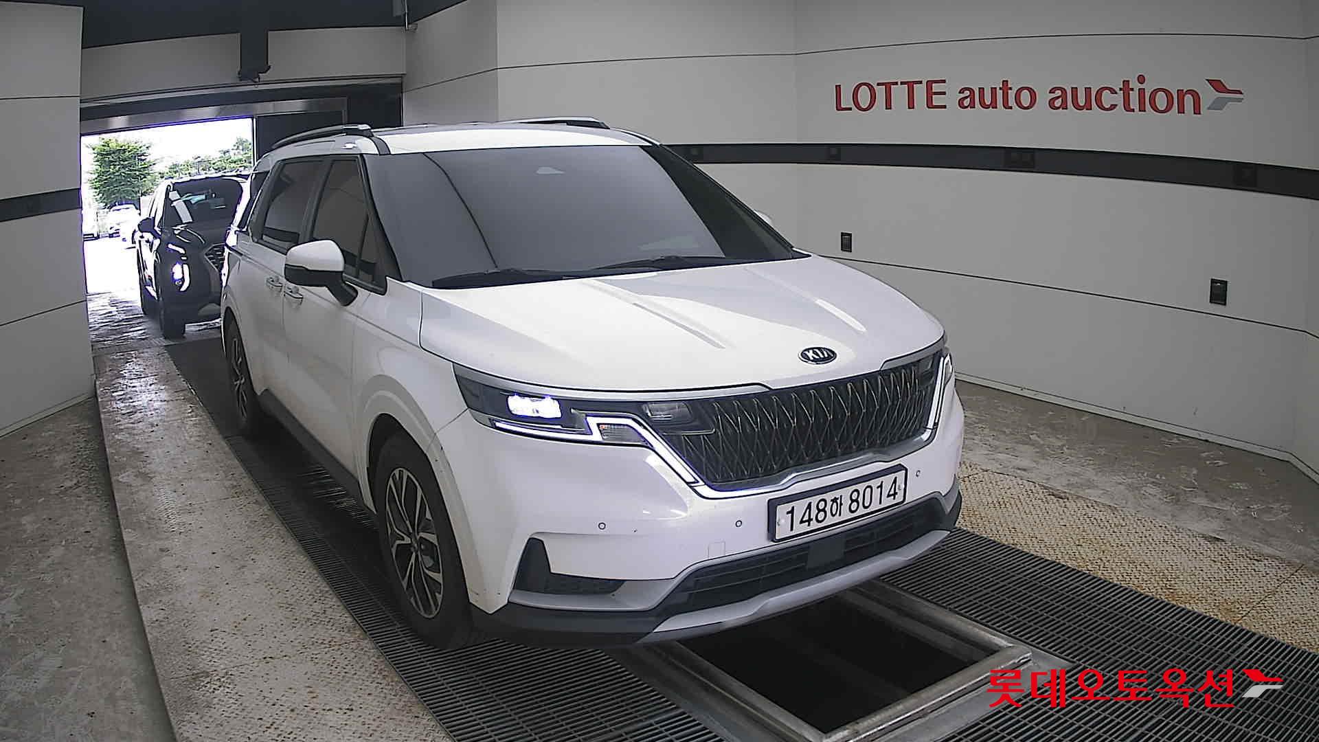 2021 - kia carnival