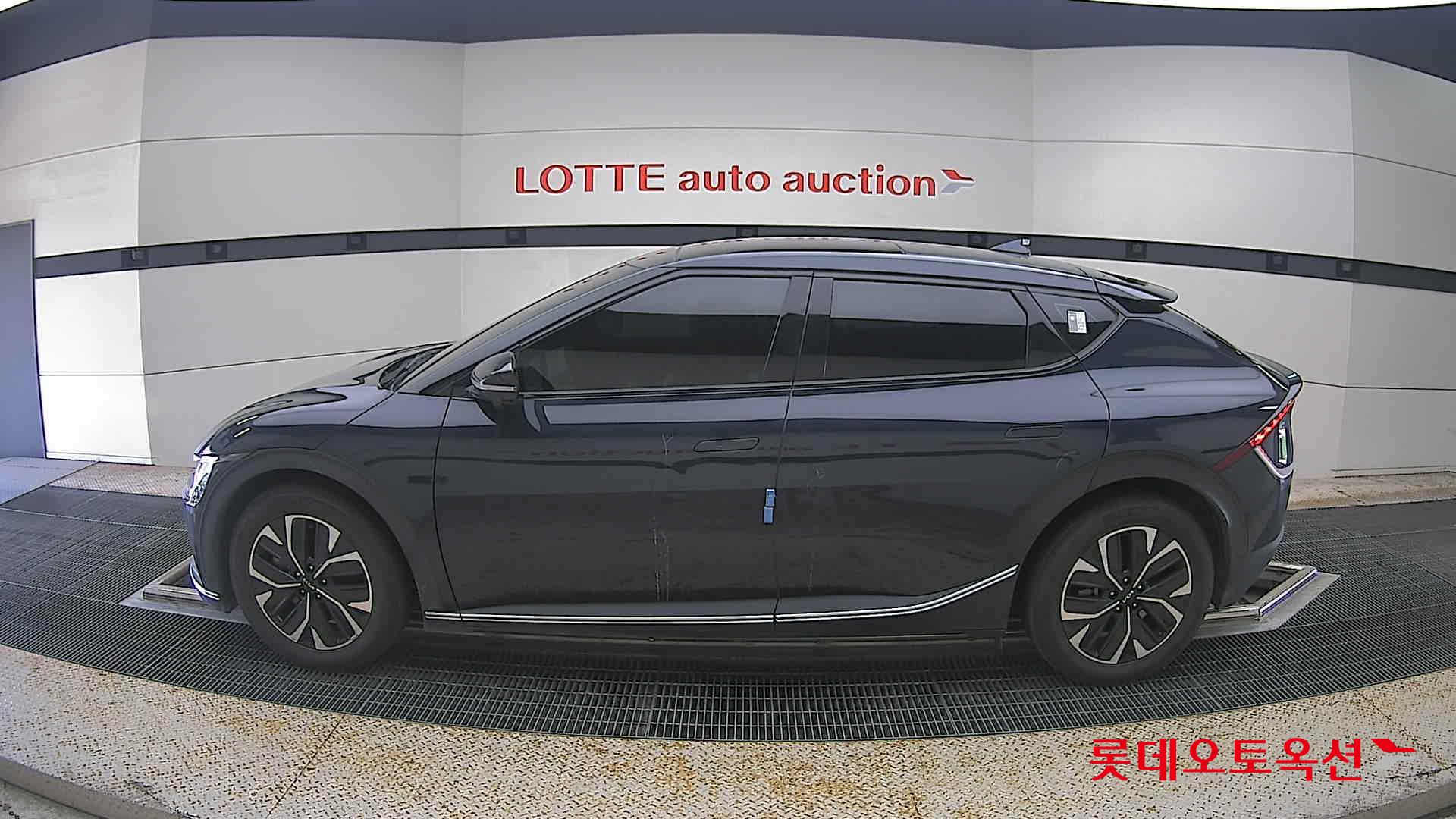 2022 - kia ev6