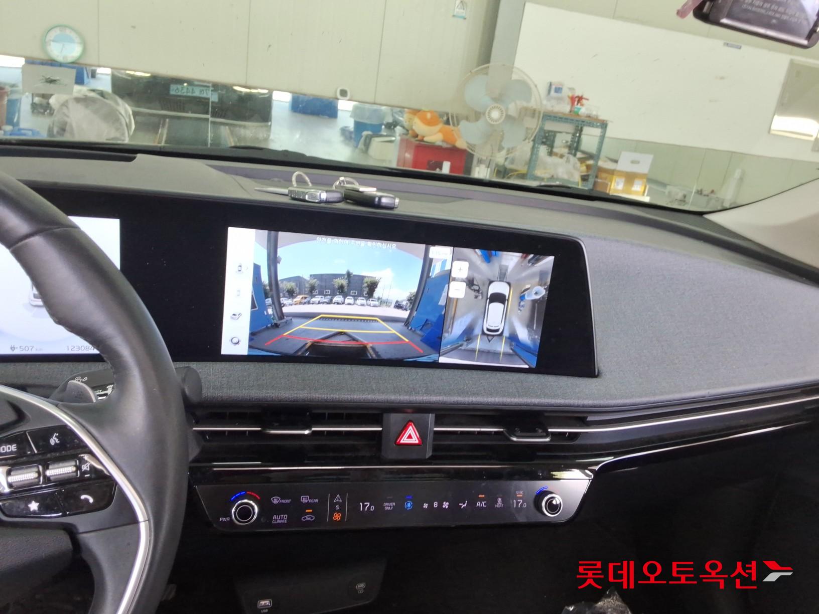 2022 - kia ev6