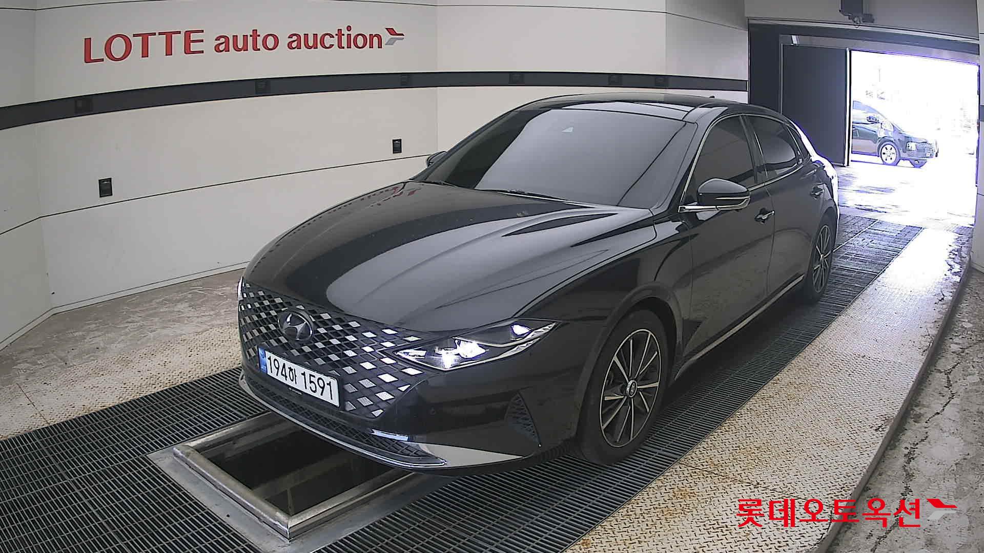 2022 - hyundai grandeur