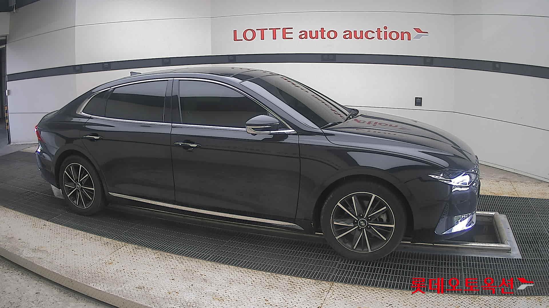 2022 - hyundai grandeur