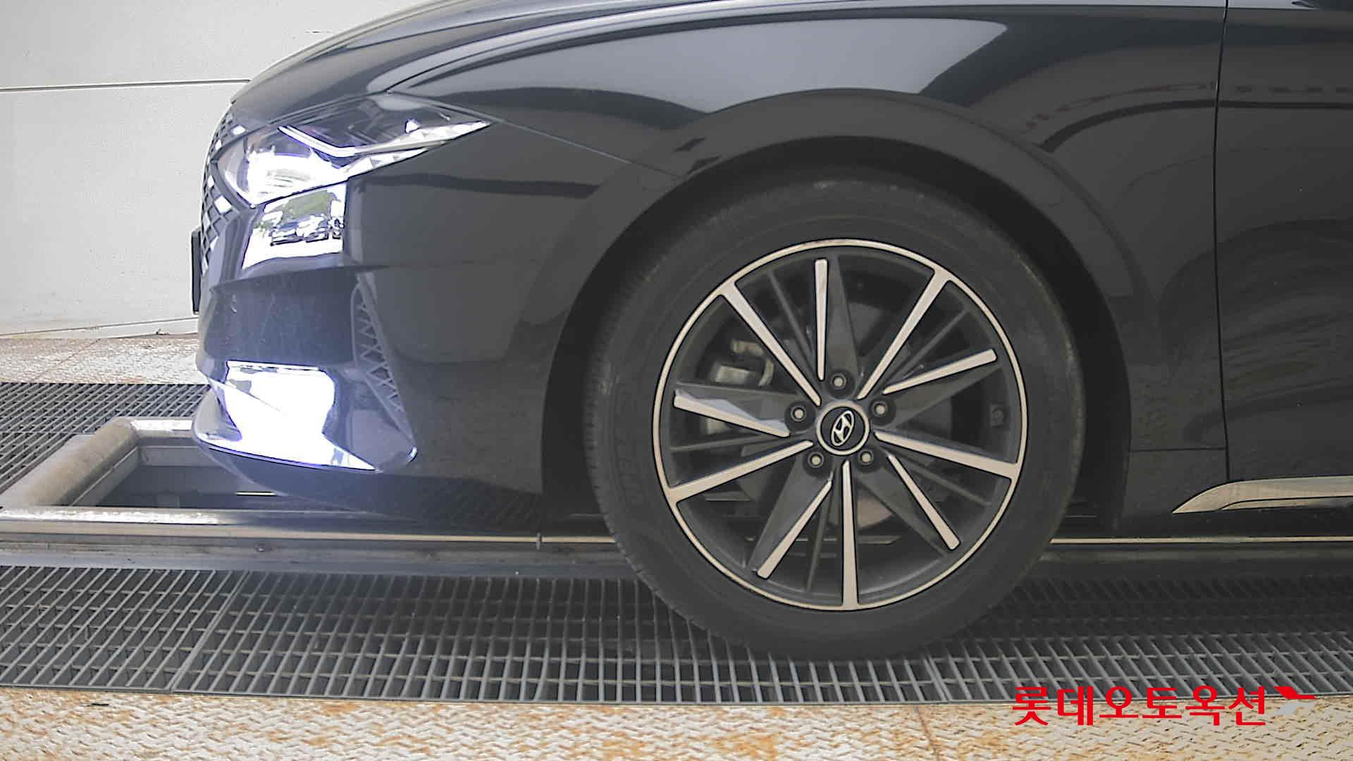 2022 - hyundai grandeur