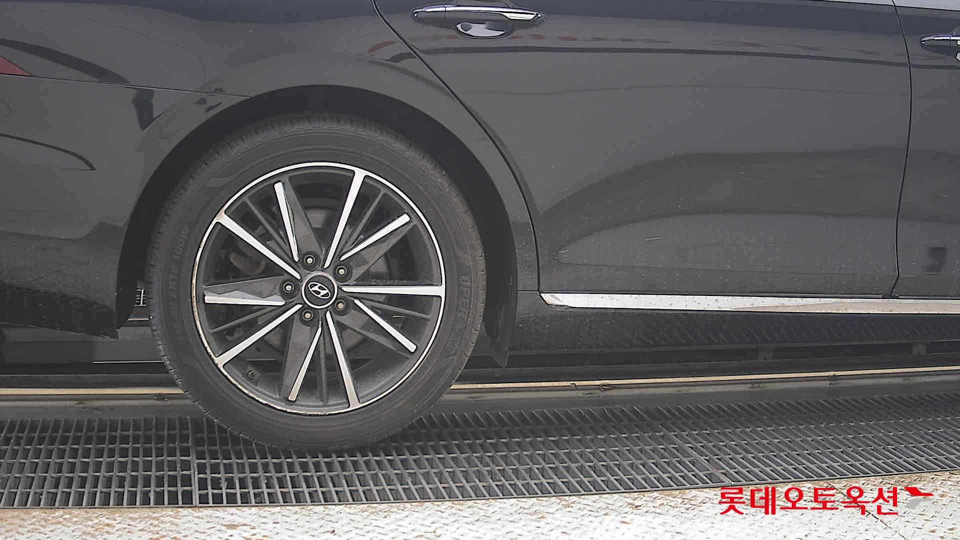 2022 - hyundai grandeur