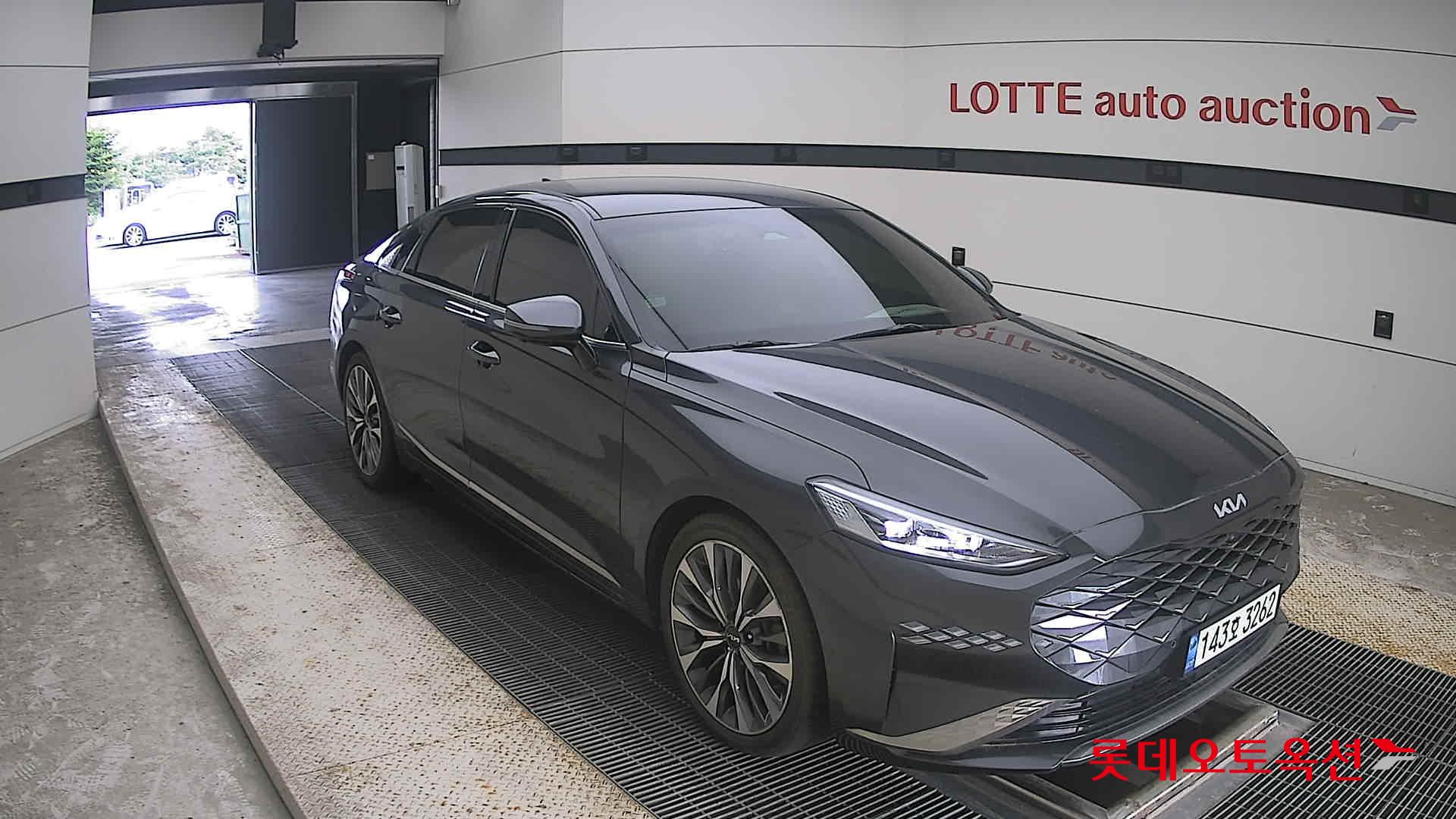 2022 - kia k8