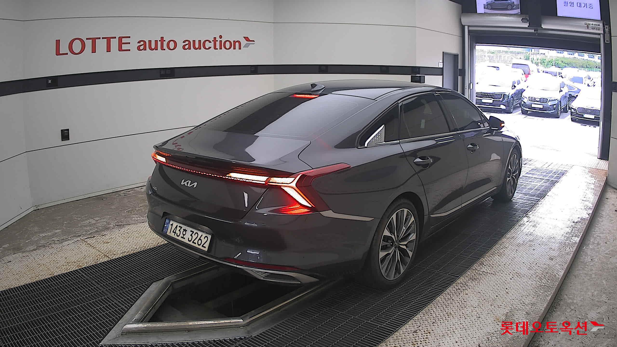 2022 - kia k8