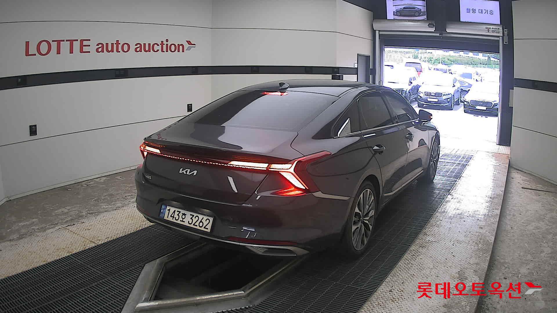 2022 - kia k8