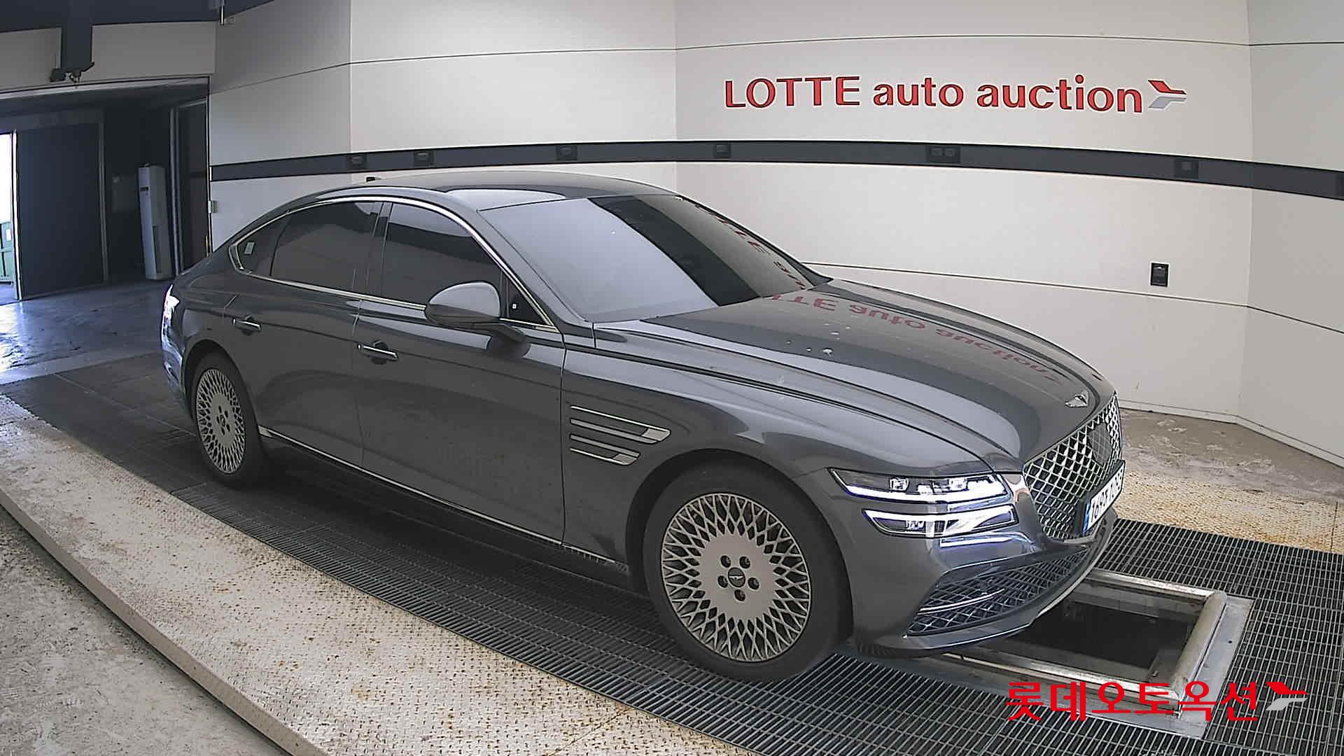 2022 - genesis g80