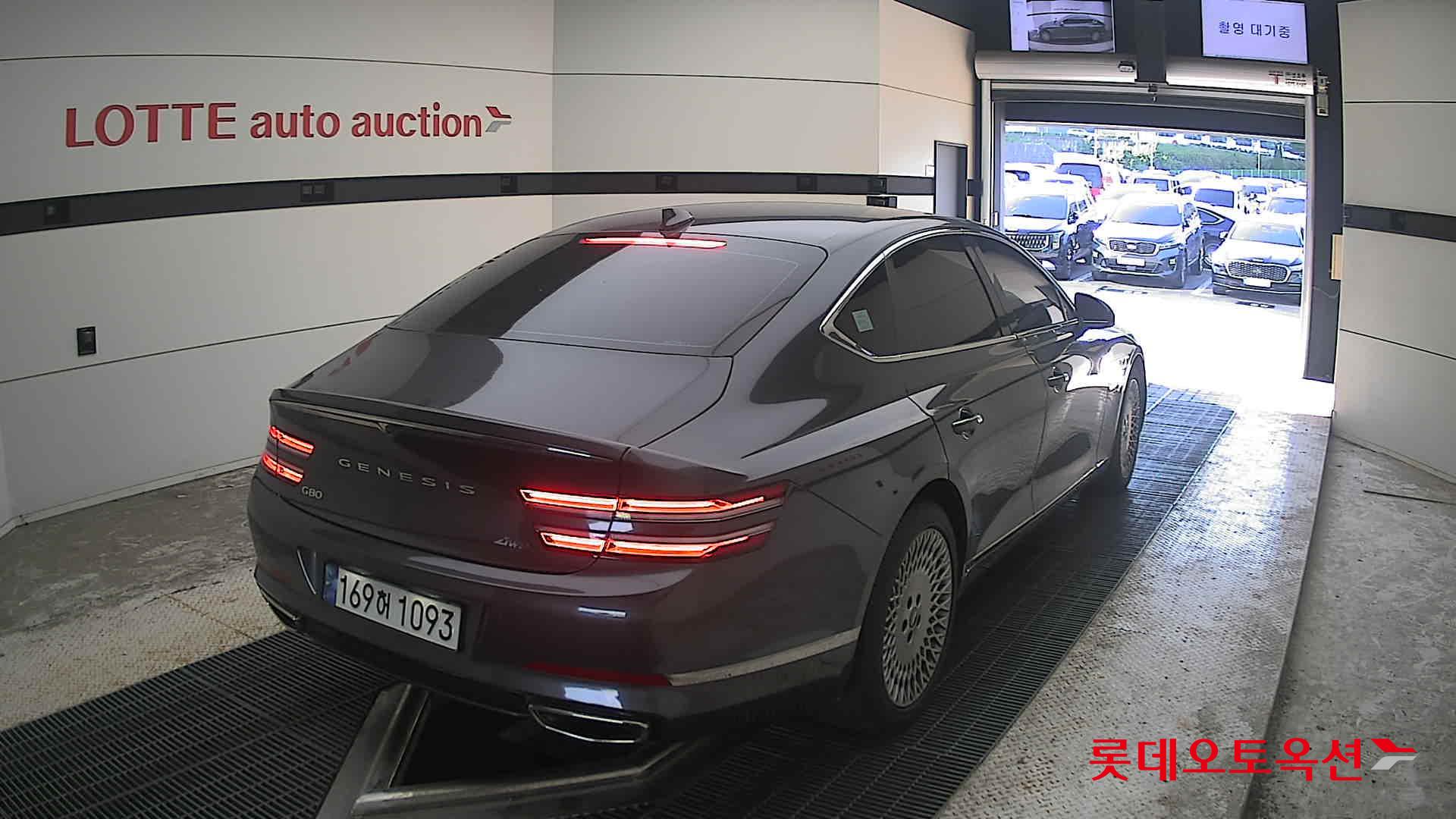 2022 - genesis g80