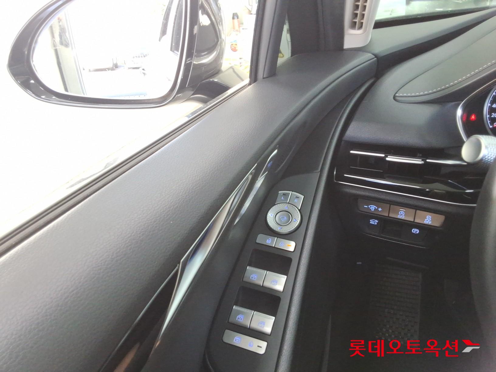 2022 - genesis g80