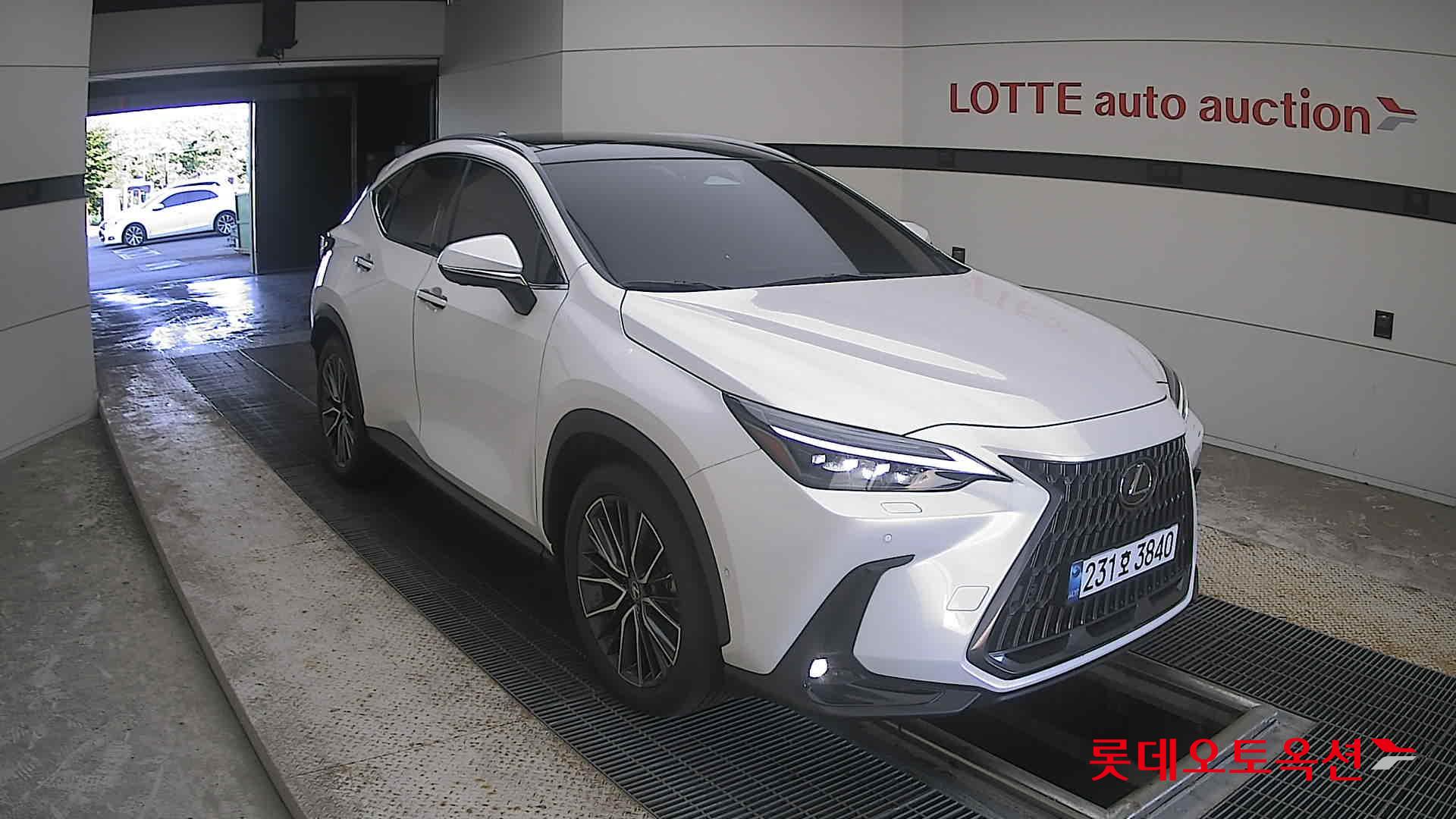 لكزس Nx350H 2025 فاخر
