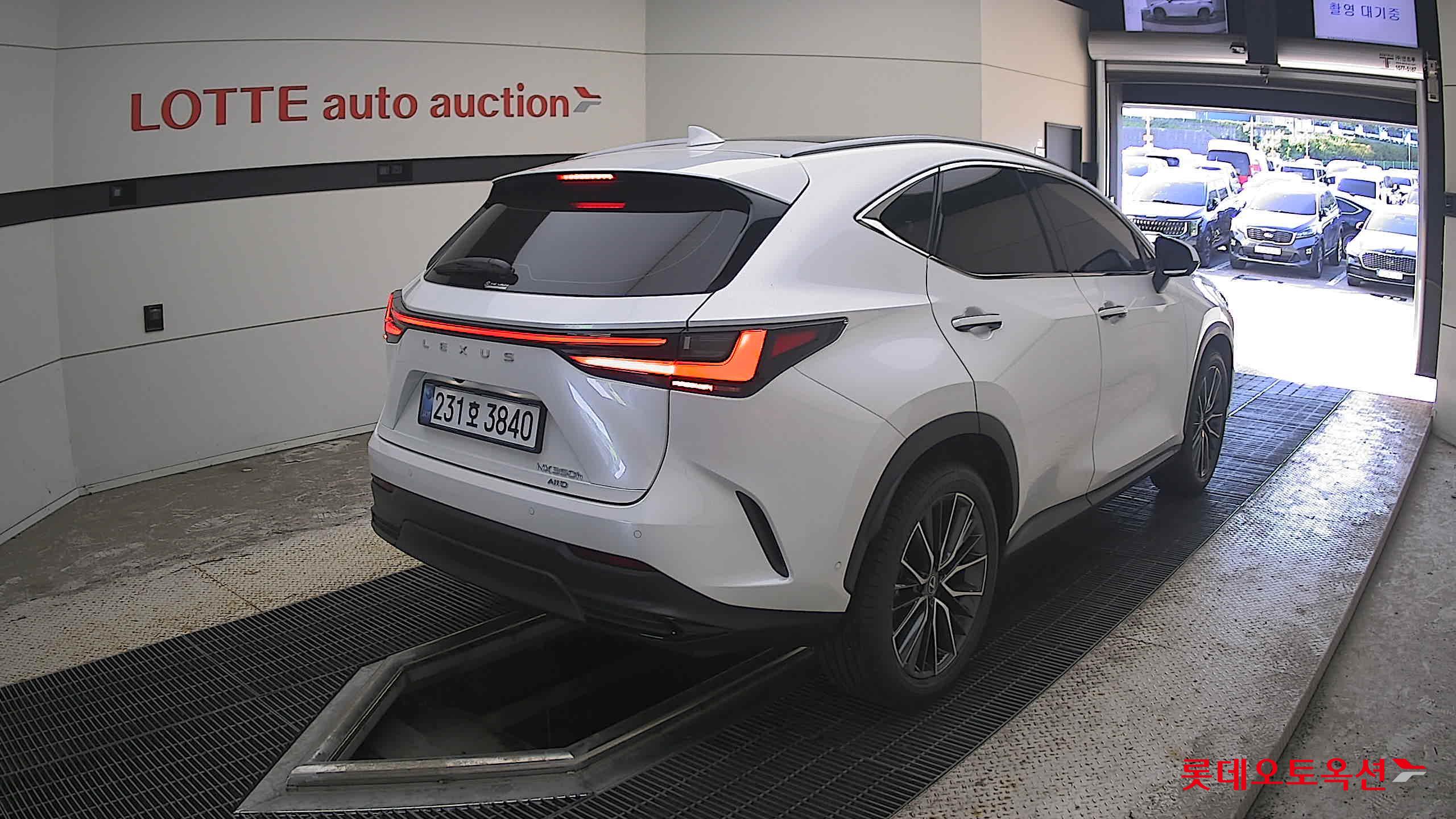لكزس Nx350H 2025 فاخر