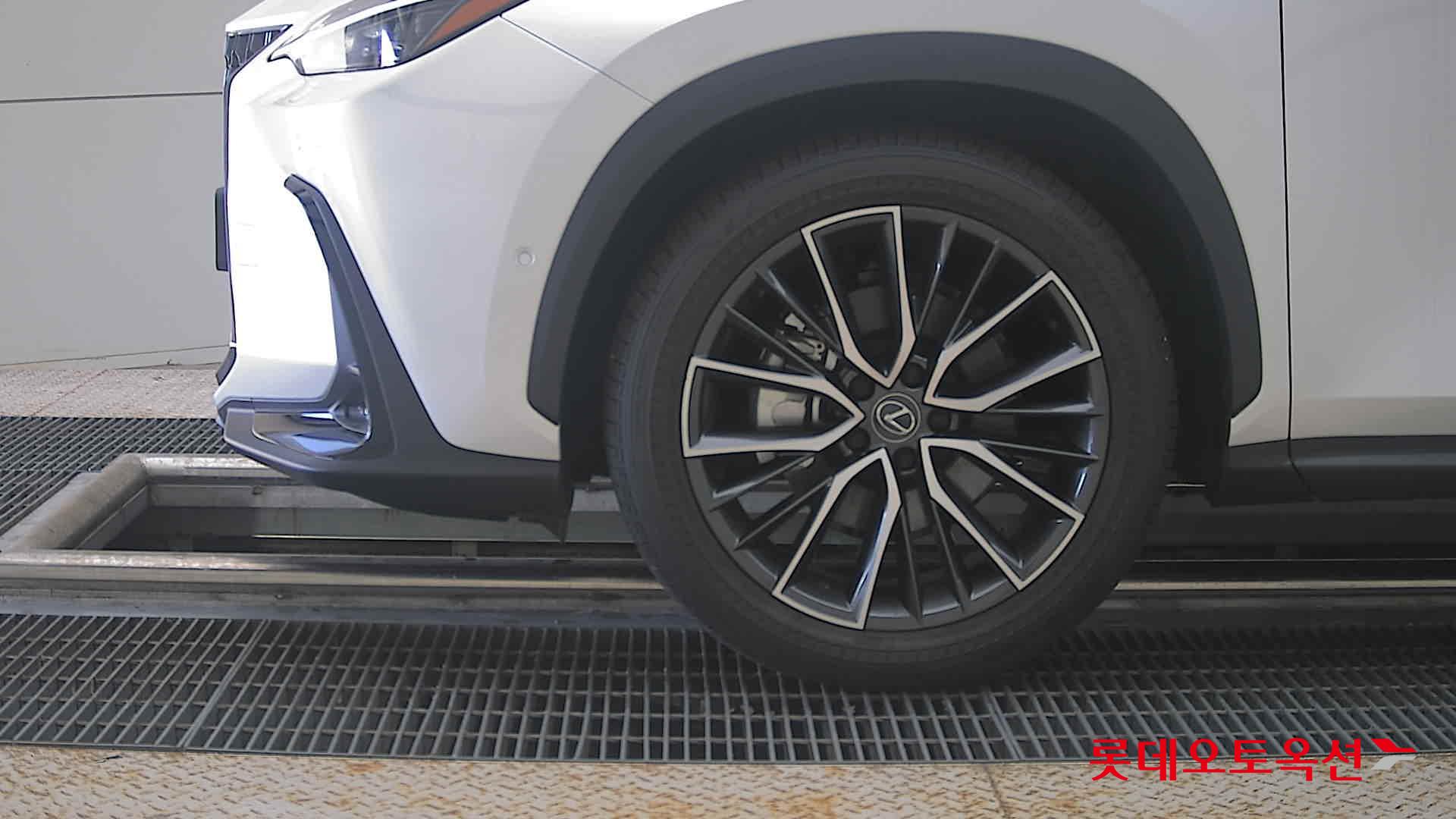 لكزس Nx350H 2025 فاخر