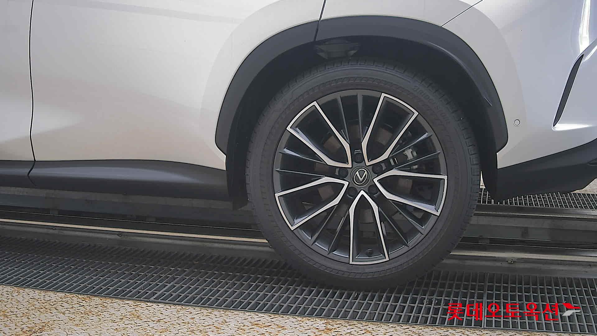 لكزس Nx350H 2025 فاخر