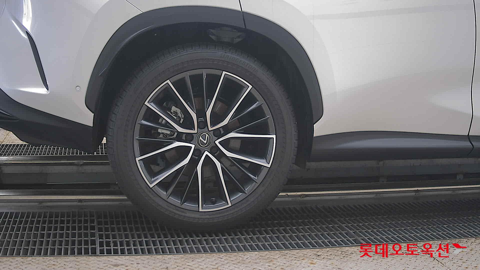 لكزس Nx350H 2025 فاخر