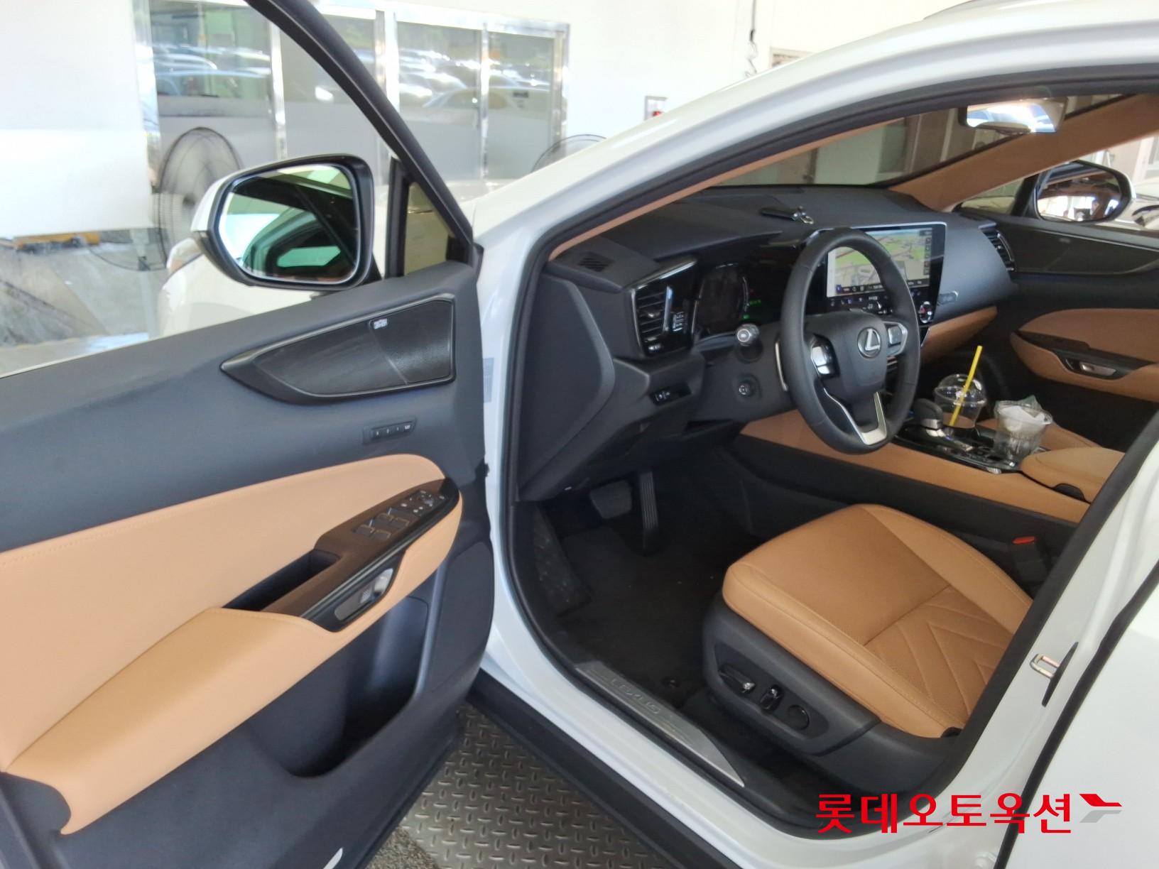 لكزس Nx350H 2025 فاخر