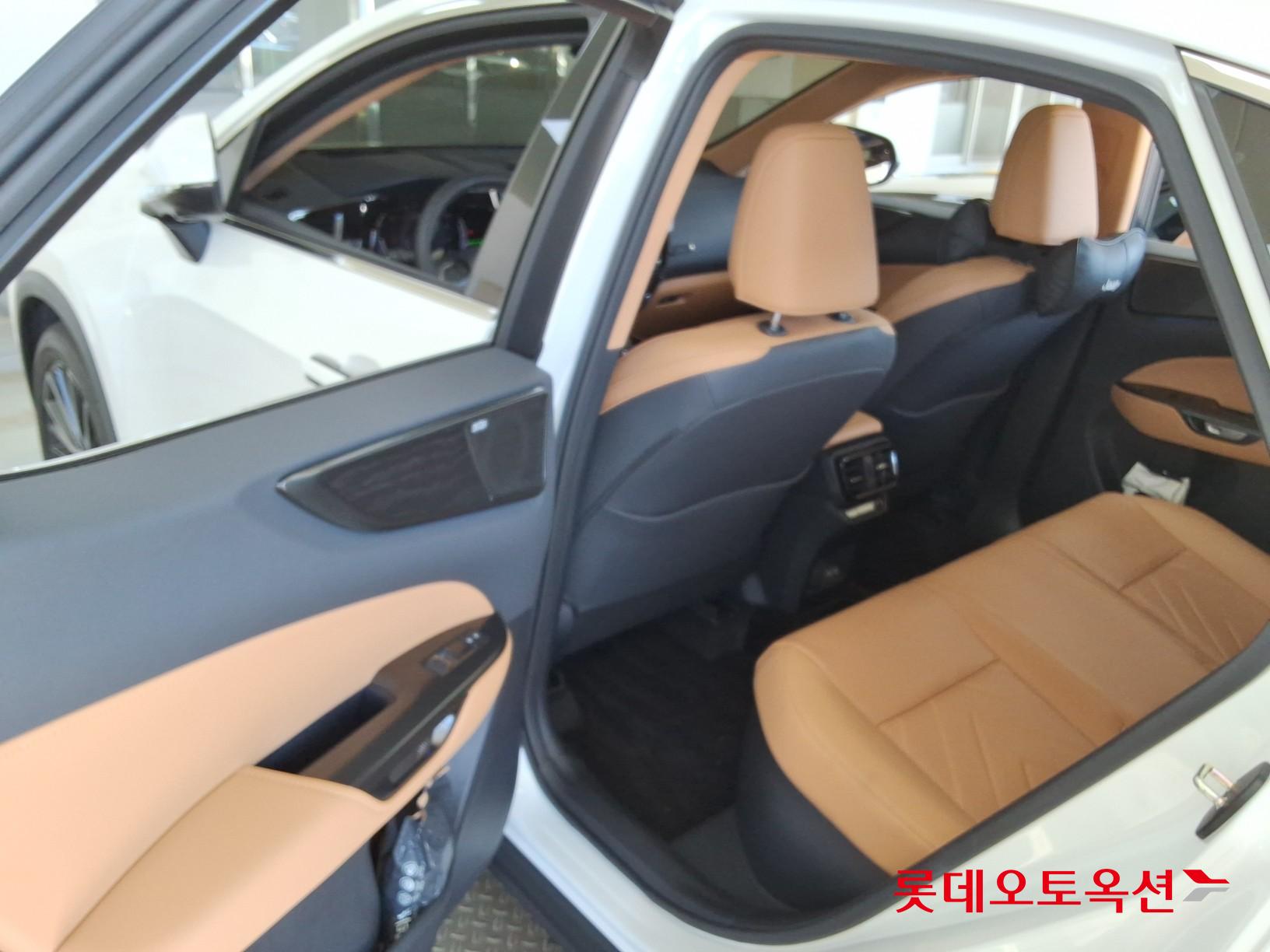 لكزس Nx350H 2025 فاخر