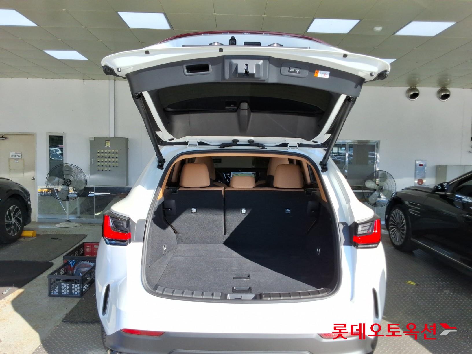 لكزس Nx350H 2025 فاخر