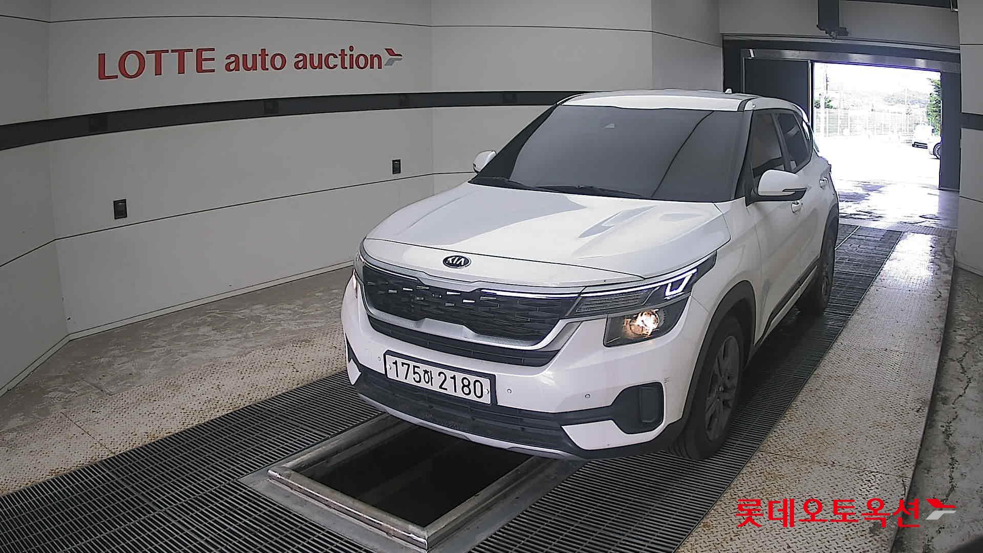 2021 - kia seltos