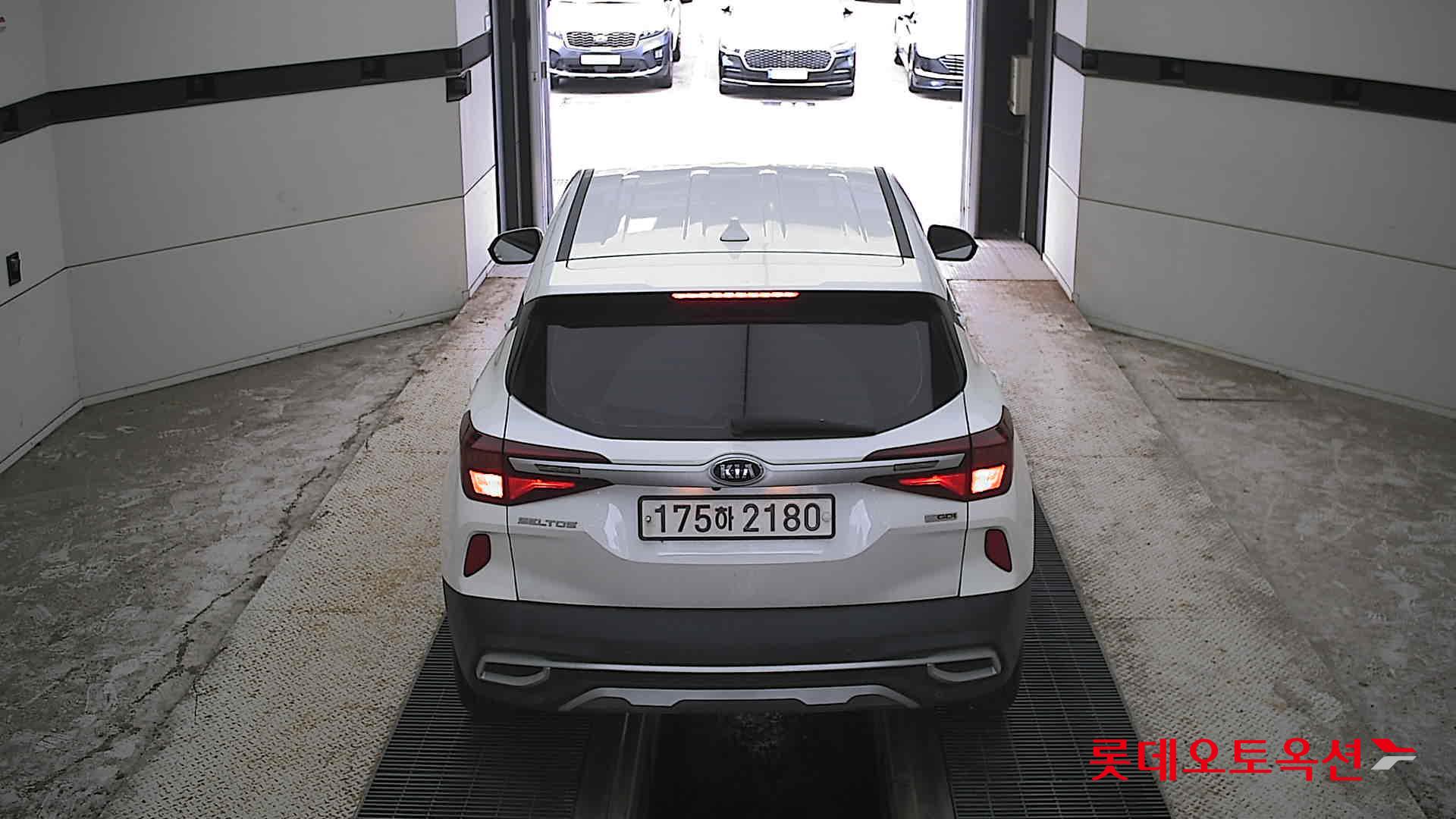 2021 - kia seltos
