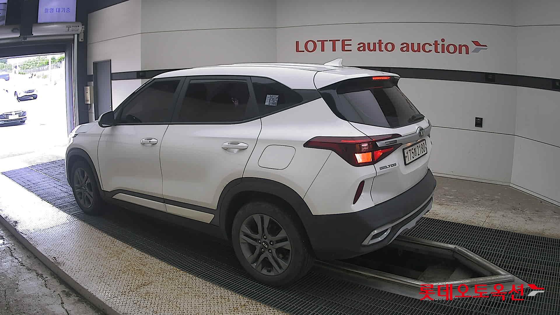 2021 - kia seltos