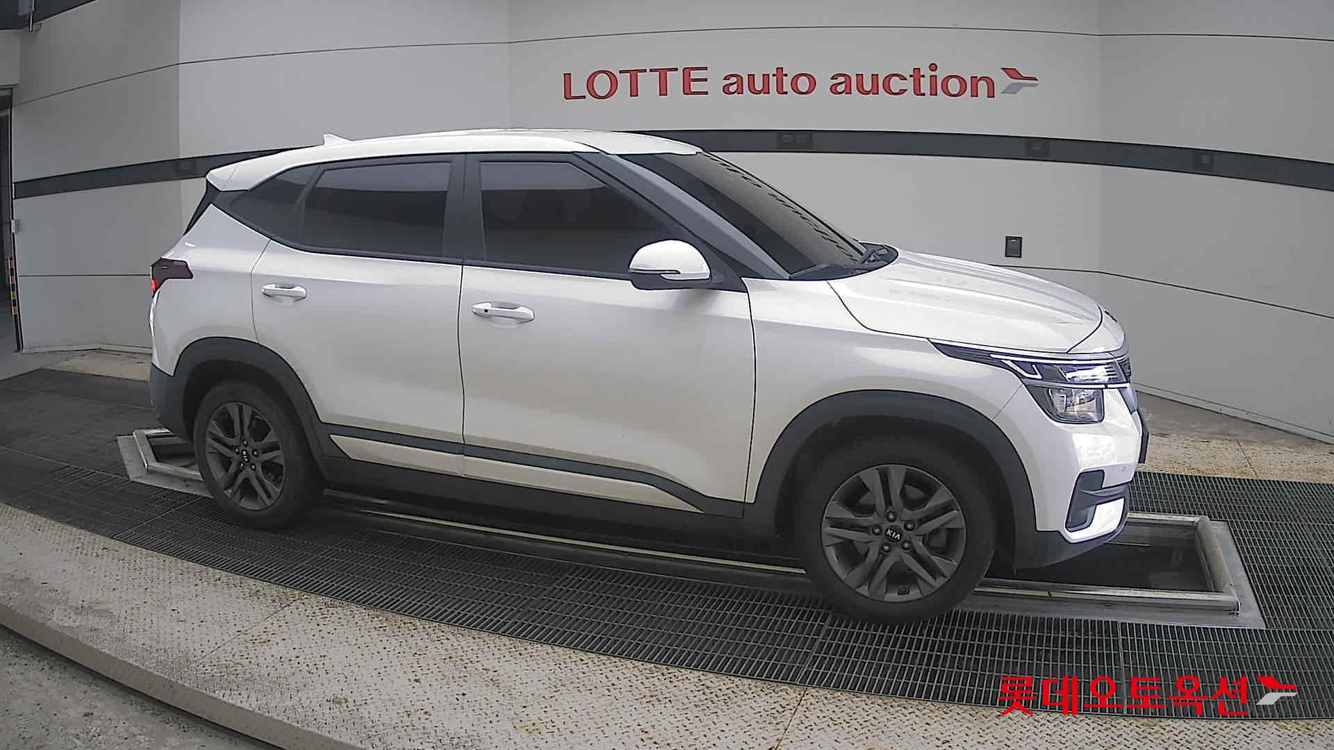 2021 - kia seltos