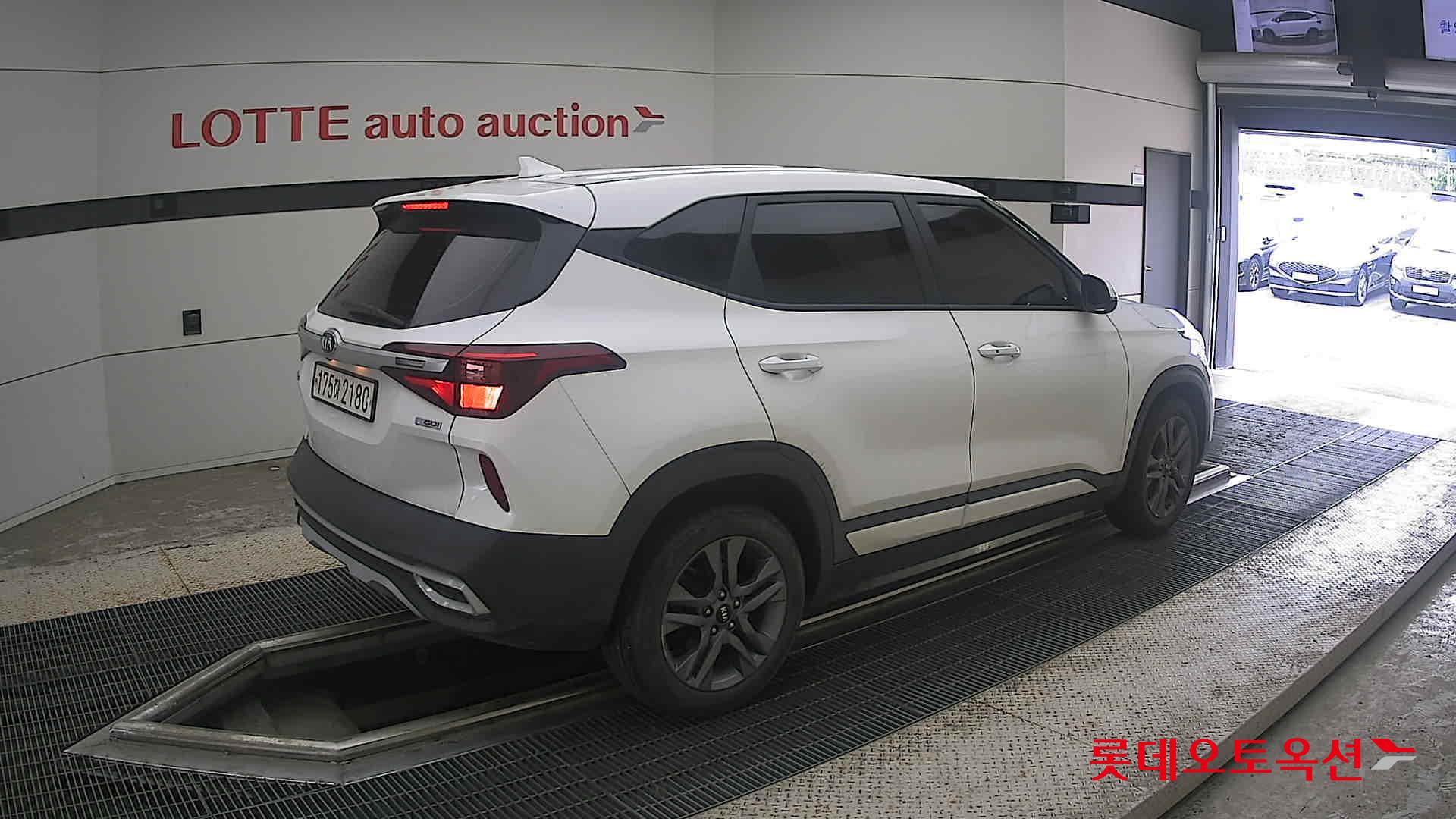 2021 - kia seltos