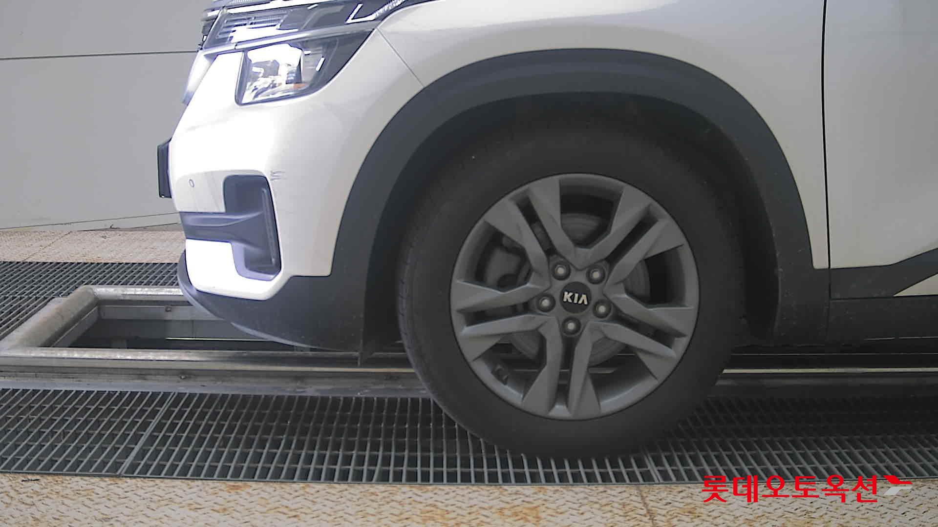 2021 - kia seltos