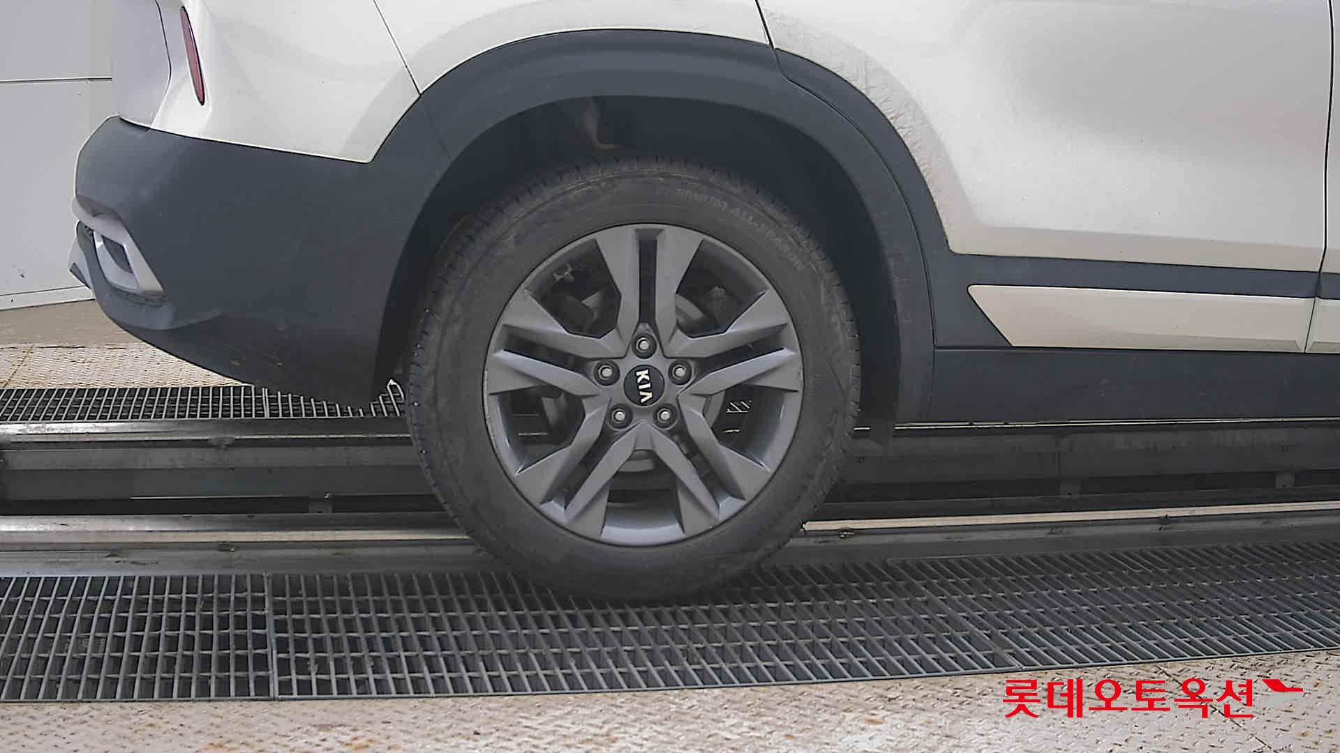 2021 - kia seltos