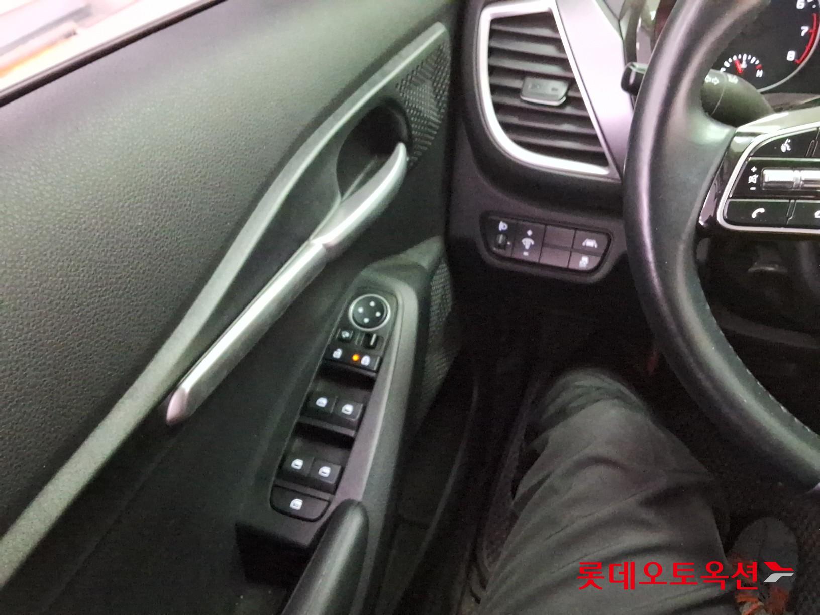 2021 - kia seltos