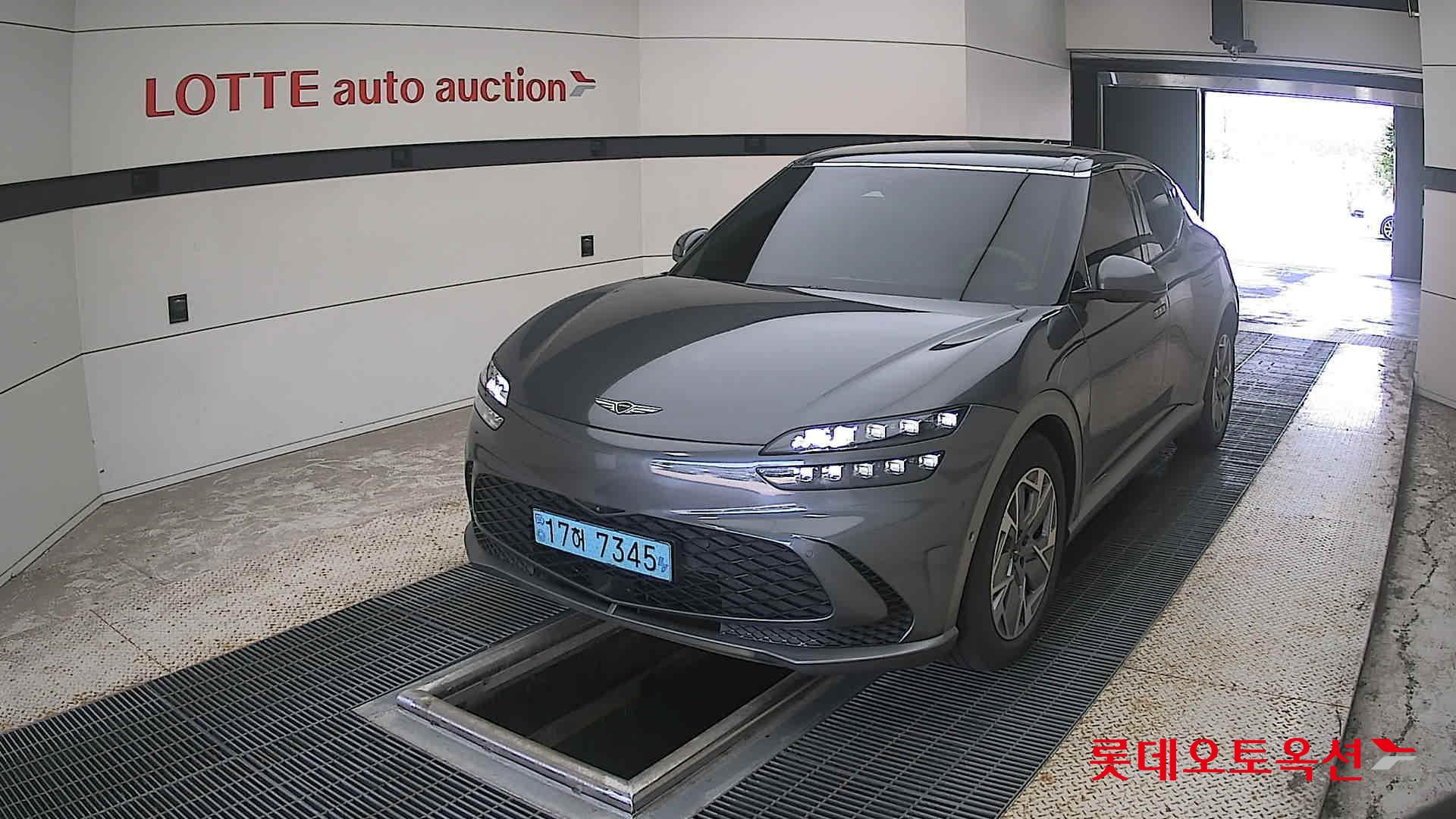 2022 - genesis gv60