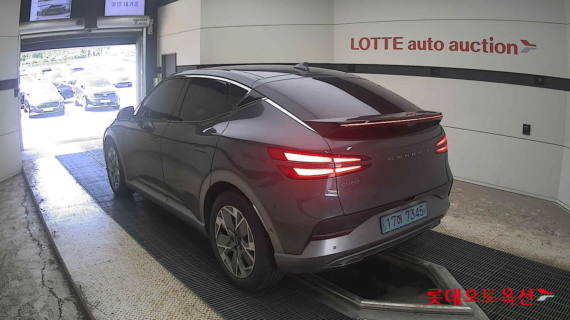 2022 - genesis gv60