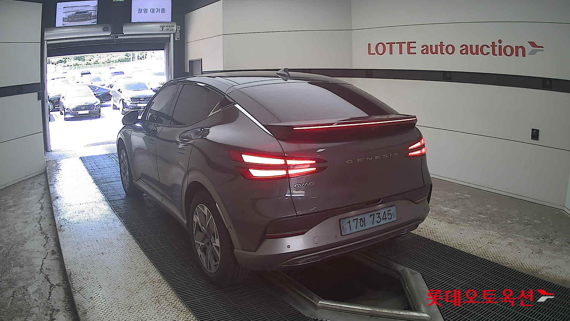2022 - genesis gv60