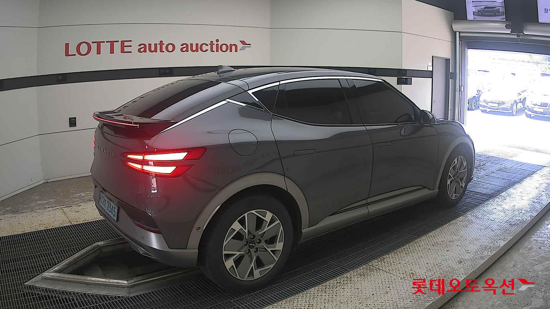 2022 - genesis gv60