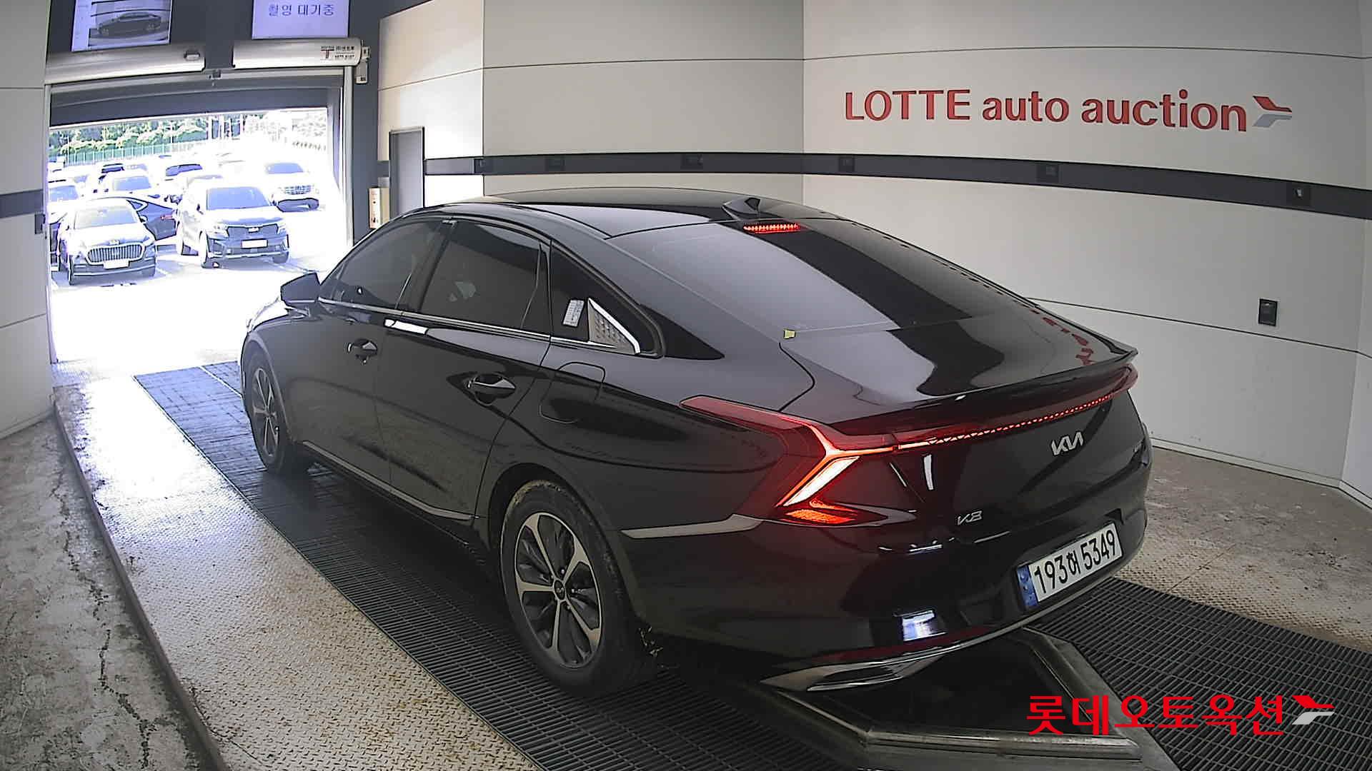 2023 - kia k8