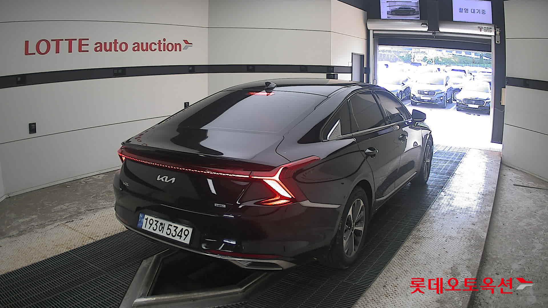 2023 - kia k8