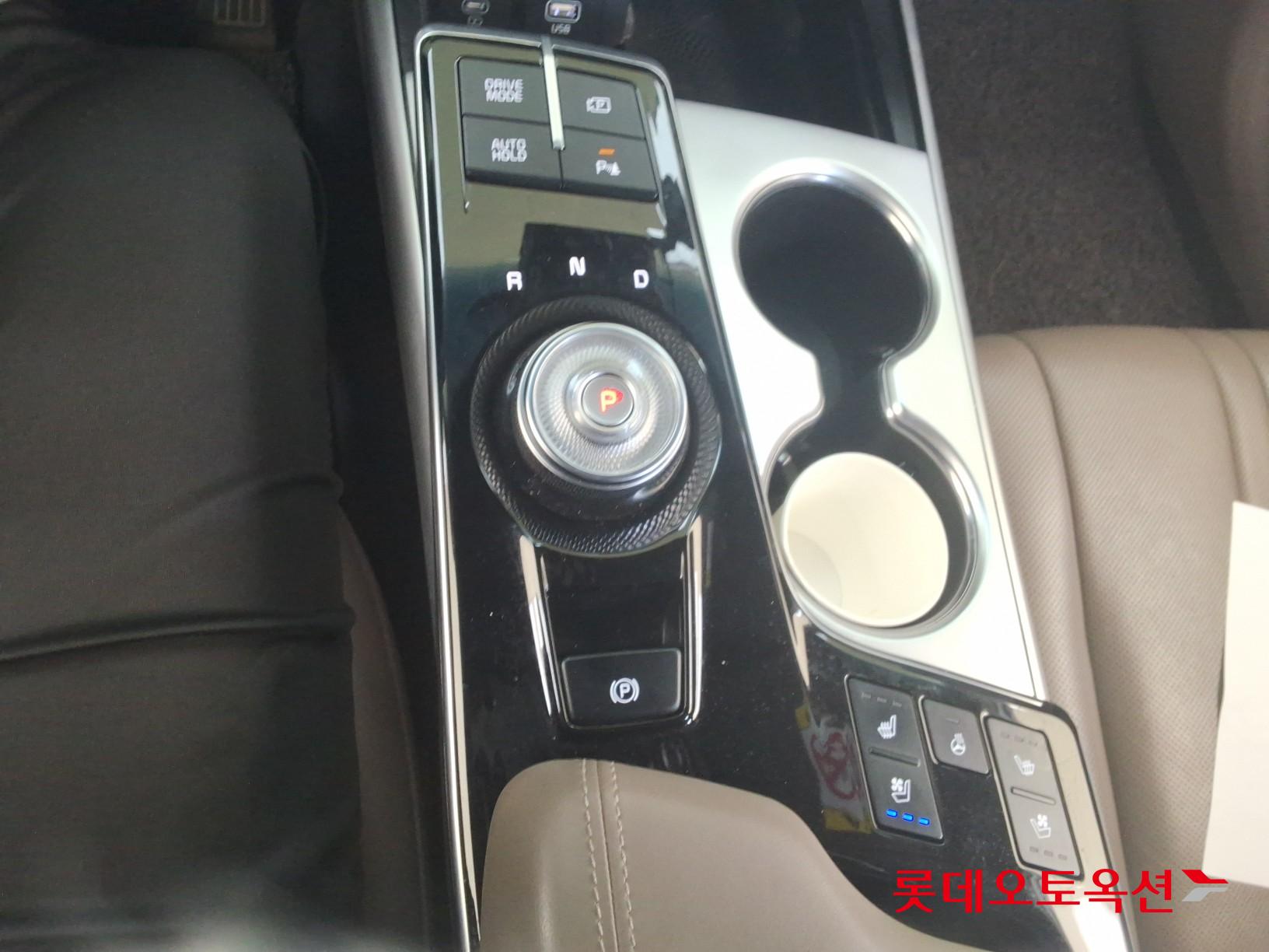 2023 - kia k8
