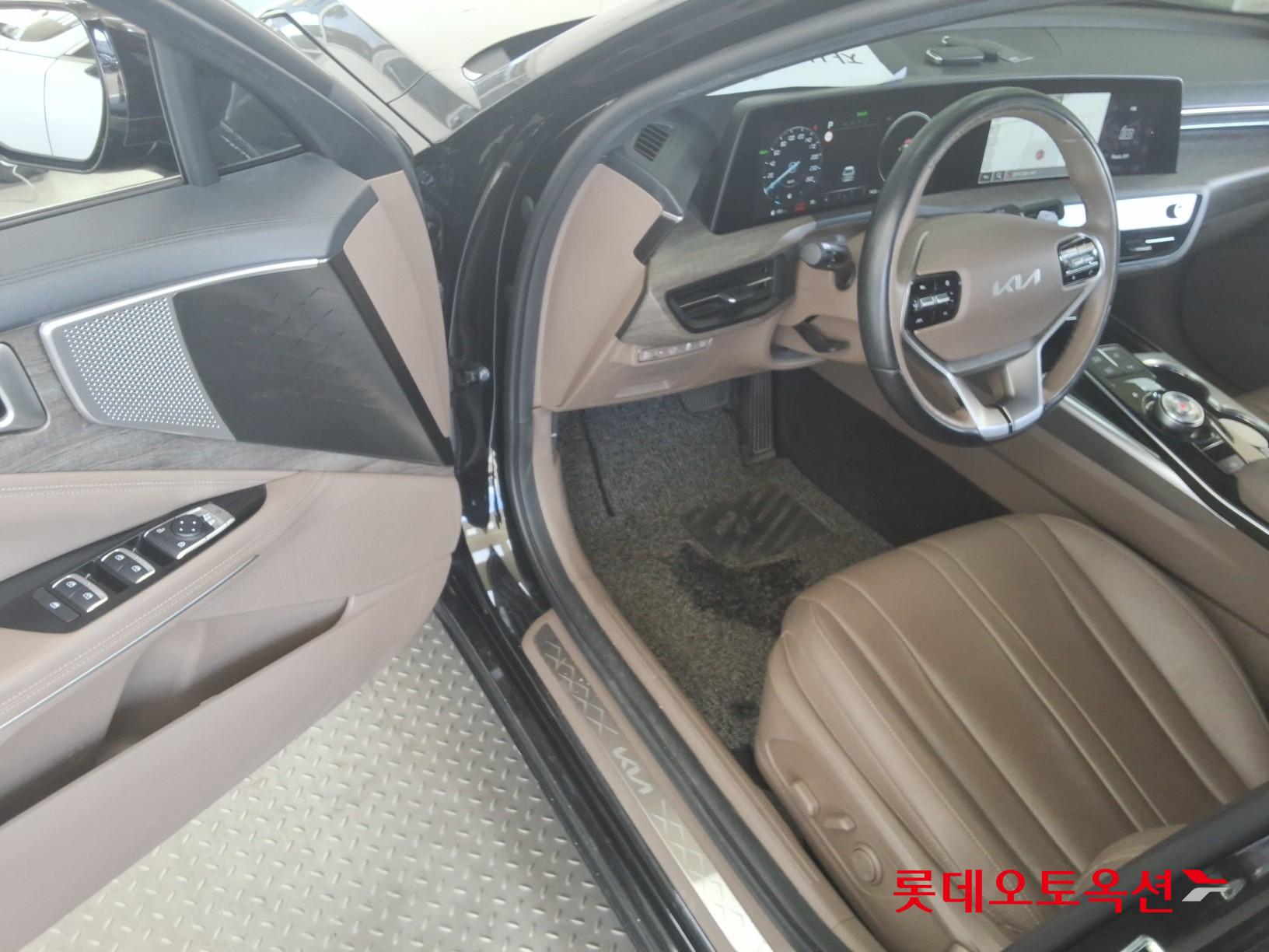 2023 - kia k8