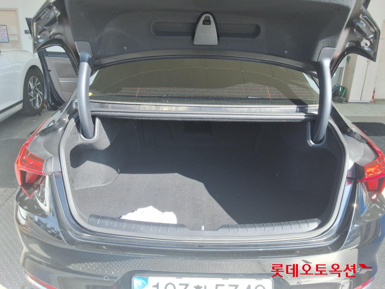 2023 - kia k8
