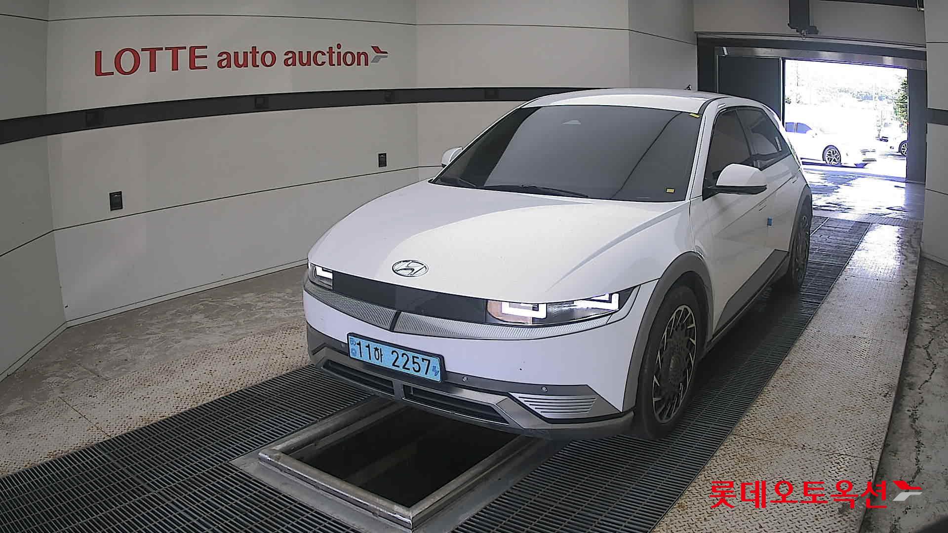 2023 - hyundai ioniq