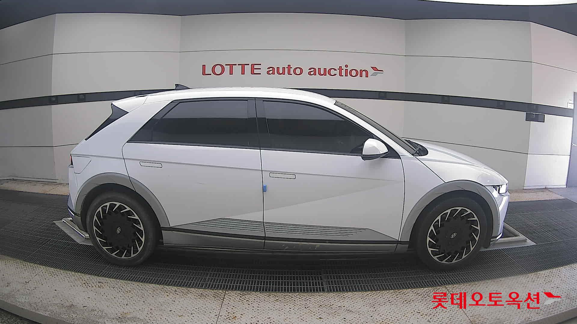 2023 - hyundai ioniq