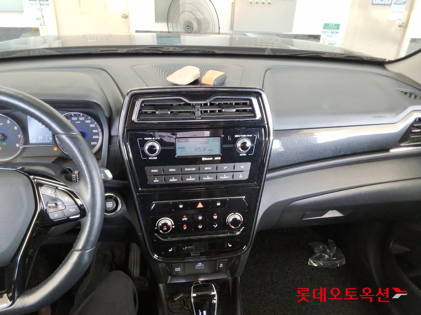 2021 - ssangyong tivoli