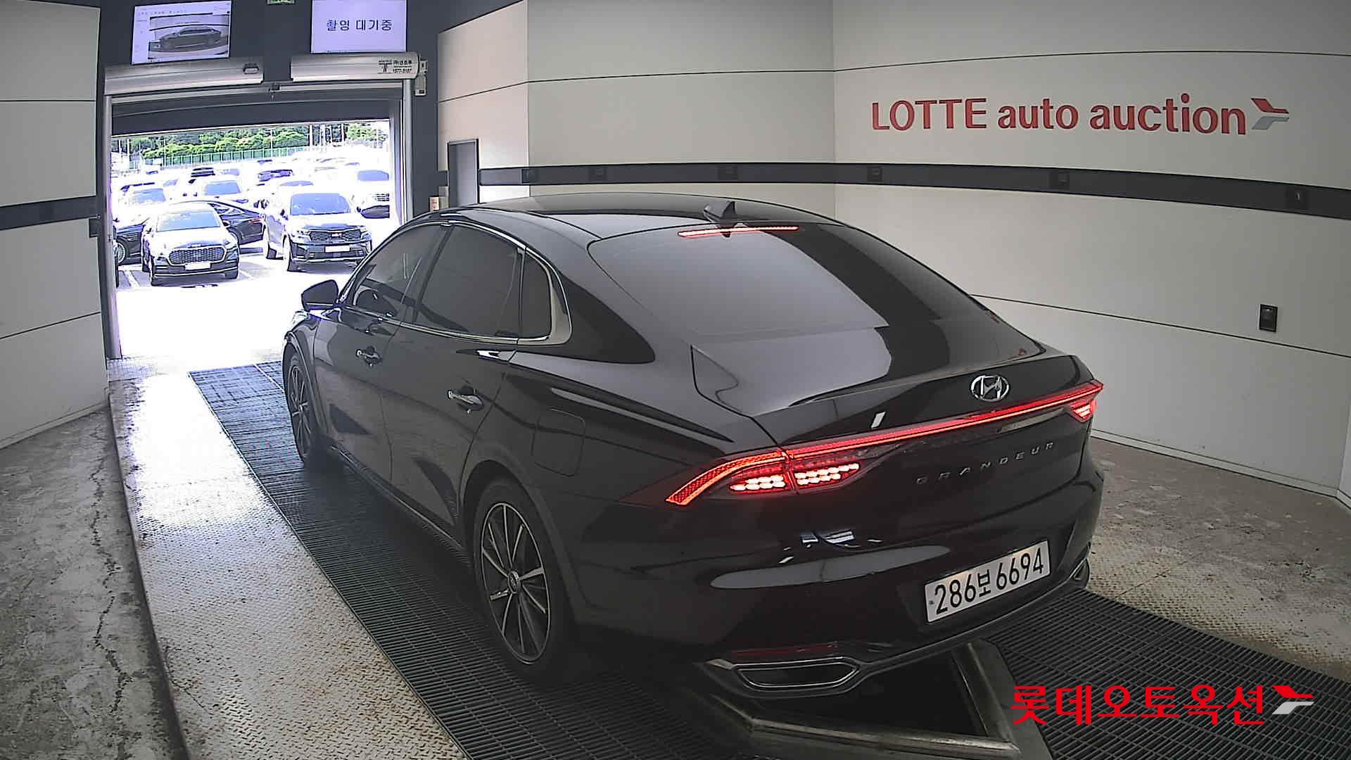 2022 - hyundai grandeur