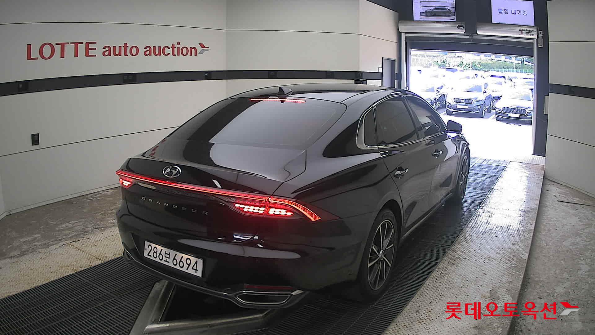 2022 - hyundai grandeur