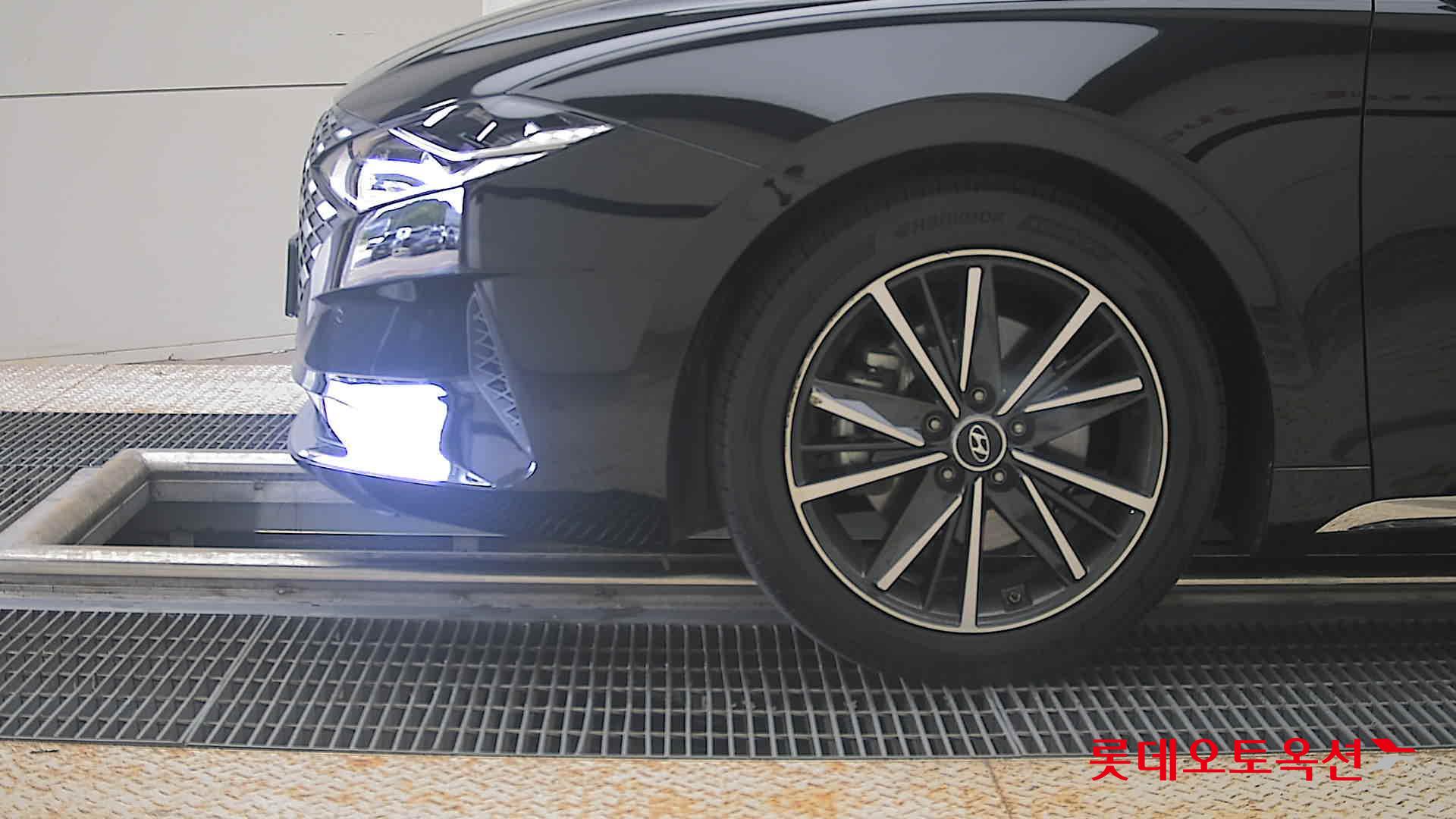 2022 - hyundai grandeur